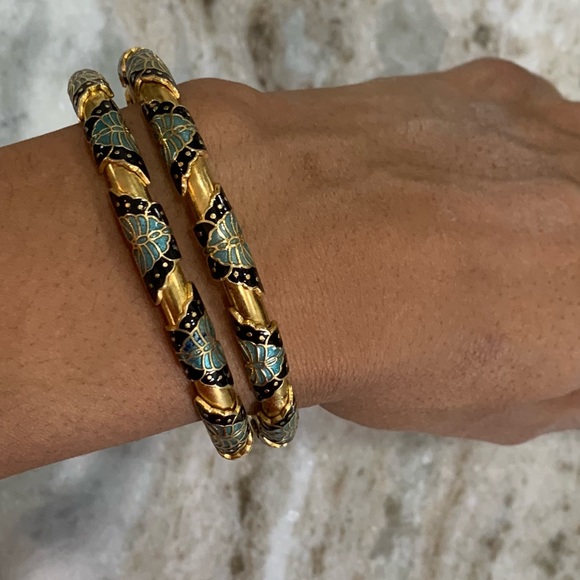 Bangle bracelets - Picture 5 of 6